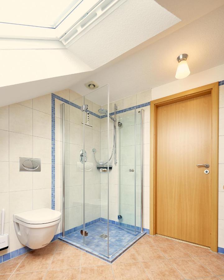 Ferienwohnung Raffael 100 Qm, 2 Grosse Betten Im Wohnzimmer Cuxhaven Eksteriør billede